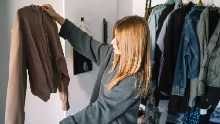 Как избавиться от запаха в шкафу с одеждой – 6 советов Как избавиться от запаха в шкафу с одеждой – 6 советов